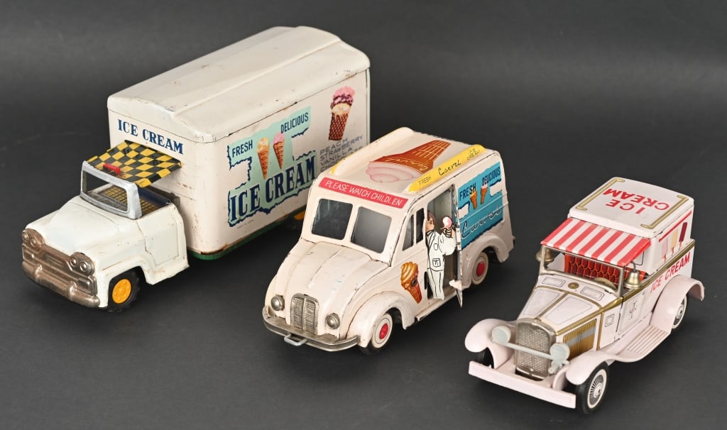 3- JAPAN TIN FRICTION ICE CREAM TRUCKS (1 of 10)