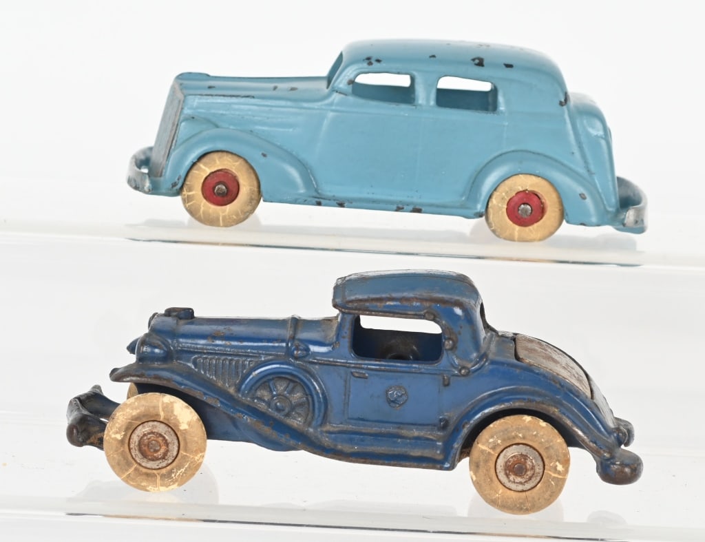 2- A.C. WILLIAMS CAST IRON AUTOS (1 of 8)