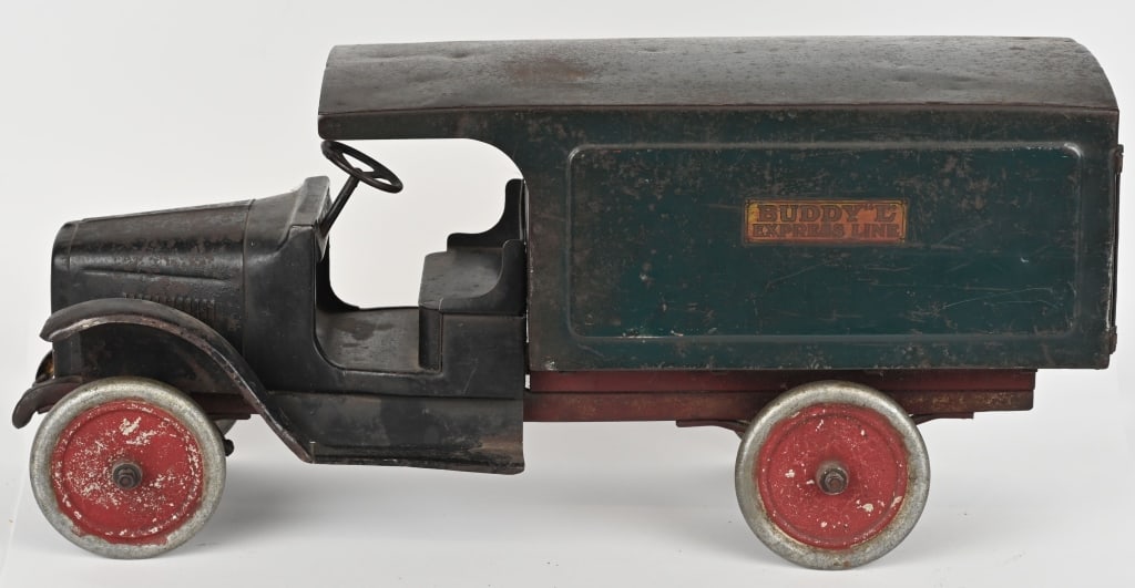BUDDY L PRESSED STEEL DELIVERY TRUCK: Truck is all original except for the back doors which are correct replacements. May clean to a higher grade. 25" Very Good