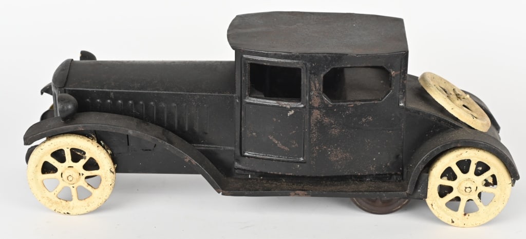 SCHEIBLE PRESSED STEEL FRICTION COUPE (1 of 6)