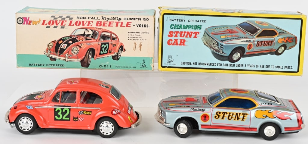 2- JAPAN BATTERY OP BUMP-N-GO CARS w/ BOXES (1 of 11)