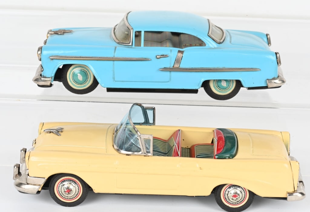 2- JAPAN TIN FRICTION CHEVROLETS (1 of 7)