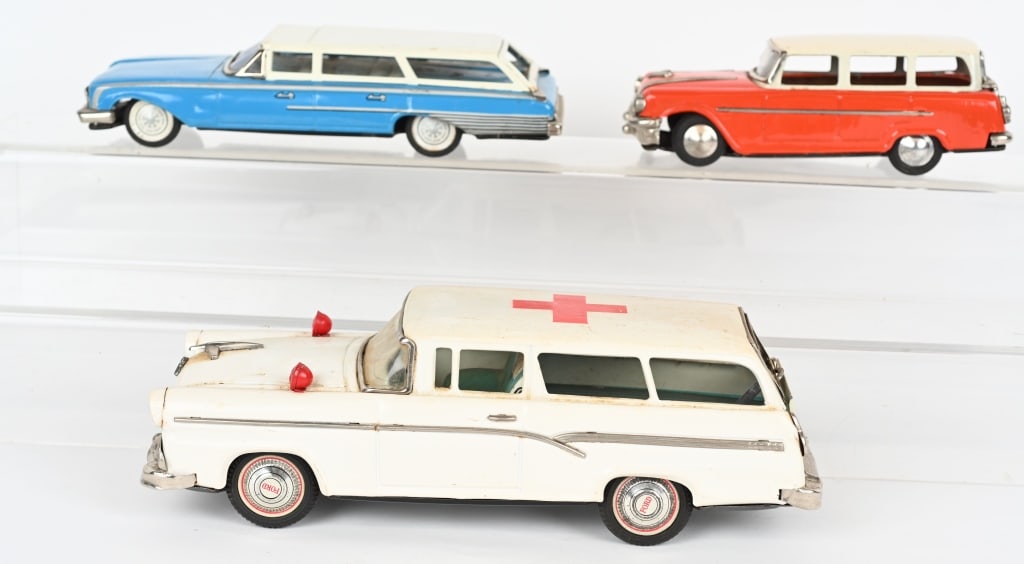 3- JAPAN TIN FRICTION STATION WAGONS (1 of 10)