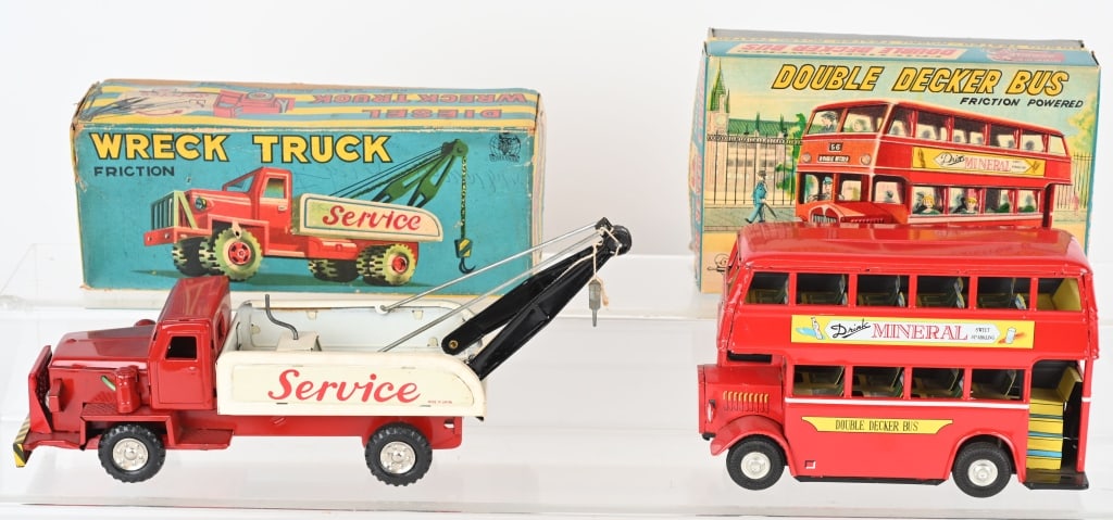 JAPAN TIN FRICTION WRECKER & BUS w/ BOXES (1 of 5)