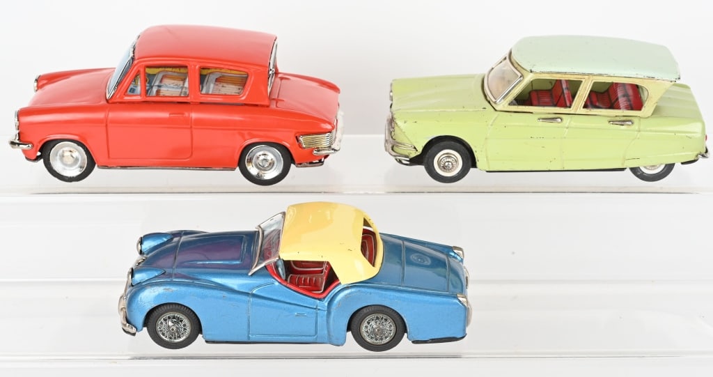 3- JAPAN & FRANCE TIN FRICTION AUTOS (1 of 9)