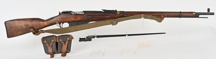 MOSIN-NAYGANT M-91/30 BOLT ACTION RIFLE 7.62X54.