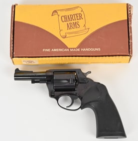 CHARTER ARMS BULL DOG .44 REVOLVER WITH BOX