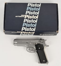 BOXED SMITH& WESSON MODEL 659 GEN 2 9MM