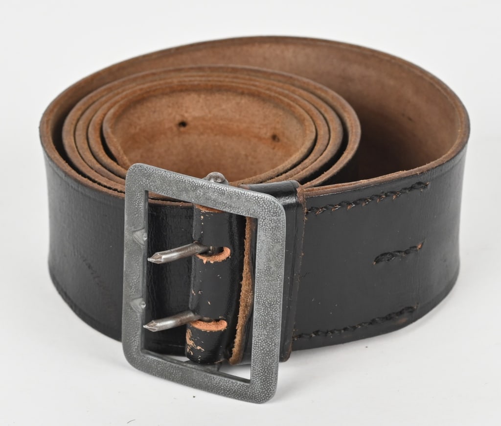 WWII NAZI GERMAN OFFICER'S OPEN CLAW BELT BUCKLE: WWII Nazi German Officers Belt. Belt is 45mm wide by 130cm in length with seven pairs of buckling holes with a zink open claw buckle. Floating retaining loop is present. Excellent. Military 