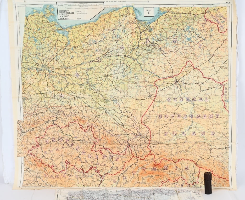 WWII US ARMY AIR CORPS & BRITISH ESCAPE MAPS WW2: WWII Escape Evasion Silk Map C/E for Pilots Flight Crew & Army Paratroopers. Map is mint and is in excellent condition. Also in the lot is a WWII US Army Taylor Compass Bakelite Match Safe USAAF with