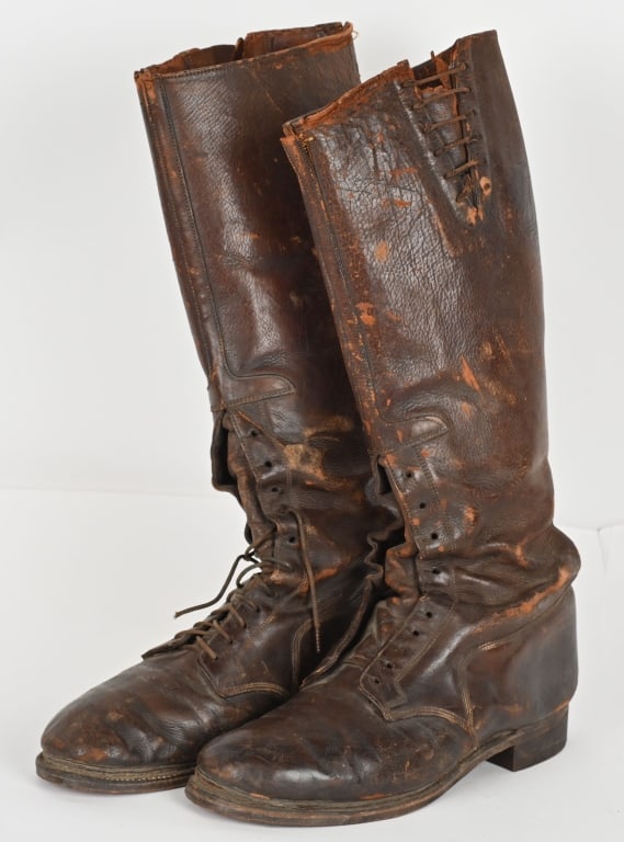 WW1 US ARMY OFFICER RIDING BOOTS WWI: WW1 period riding or Officer boots that are roughly a size 11 and are in very good condition. Leather is slightly dry but should clean up very nicely.