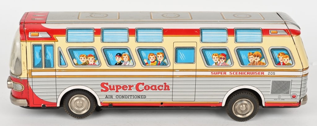 JAPAN tin BATTERY OP SUPER COACH BUS: Japan large battery op tin Super Scenicrusier bus. Worked when tested. Has nice graphics and bright colors. There are scattered spots of corrosion. Displays well. 15 1/2" Very Good-Excellent
