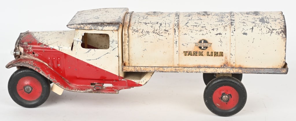 BUDDY L TANK LINE TRUCK: All original with decent paint and decals. Has electric headlights. Missing back of tank. Displays well. 19" Very Good