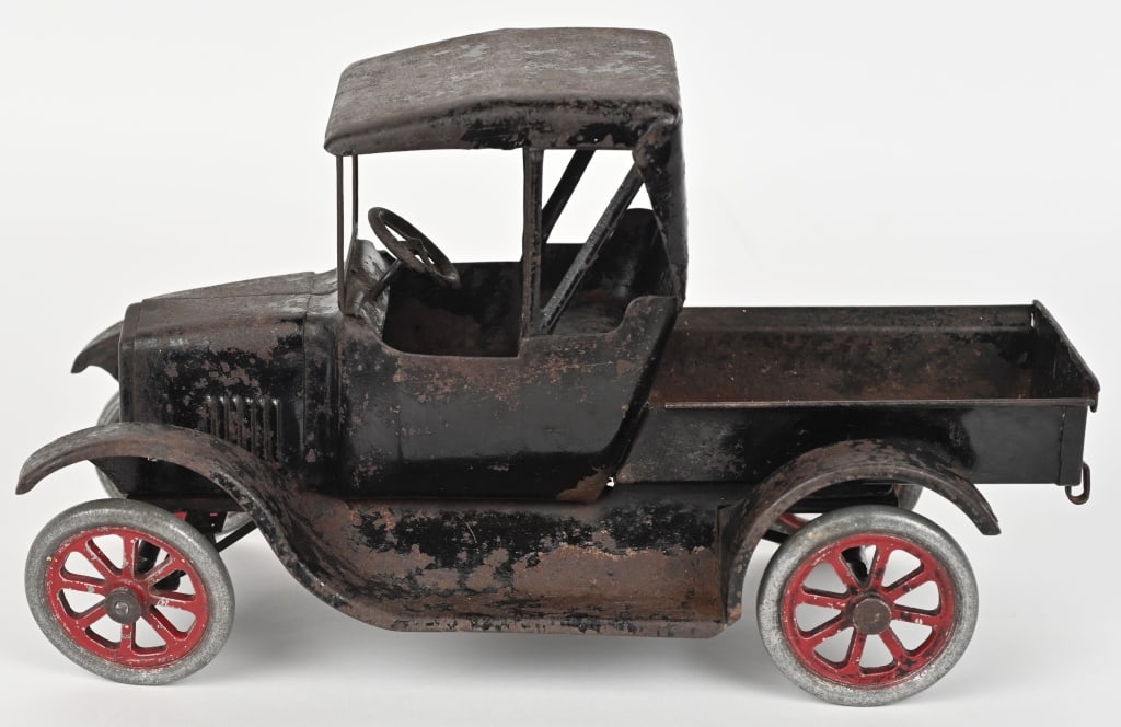 BUDDY L FLIVVER ROADSTER PICKUP TRUCK: All original and complete. Has wear throughout. Good for display or restoration. 12" Very Good