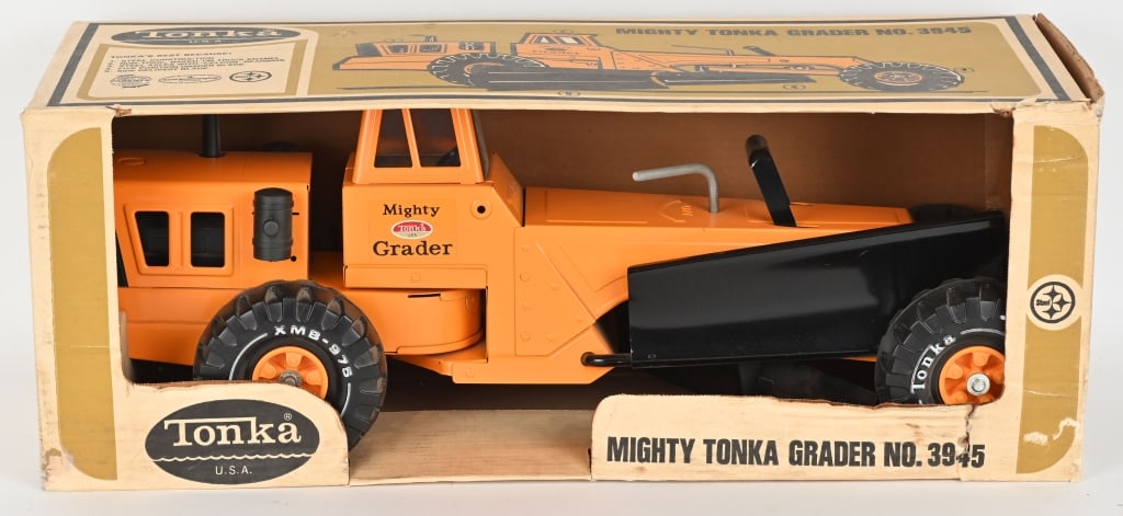 TONKA #3945 MIGHTY GRADER w/ BOX: New Old Stock never played with condition.. 24" Excellent
