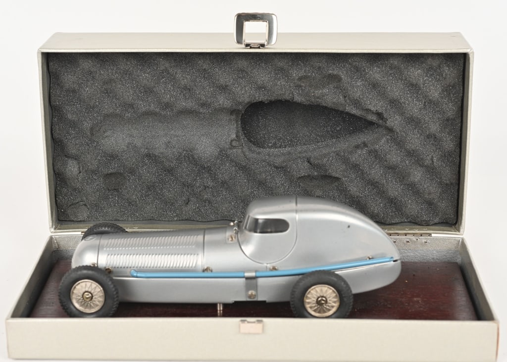 MARKLIN MERCEDES BENZ SILVER ARROW RACER MIB: Contemporary Mercedes Benz Race Car. Made in Germany. New in the Box. 13" Near Mint