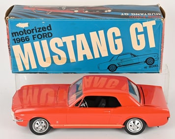 WEN-MAC 1966 FORD MUSTAND GT w/ BOX
