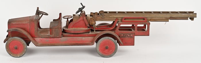 BUDDY L PRESSED STEEL AERIAL LADDER FIRE TRUCK