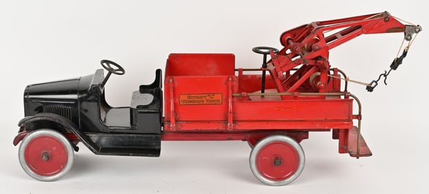 BUDDY L PRESSED STEEL WRECKER TRUCK