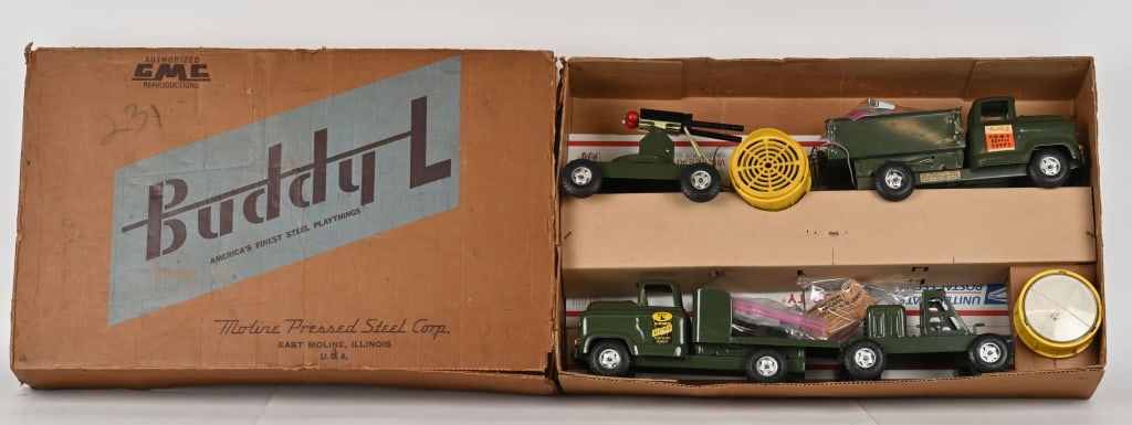 BUDDY L #5680 AIR DEFENSE SET w/ BOX: Buddy L #5680 Air Defense Set. Includes Signal Corps Truck with rip in canvas top, Electronics Speaker Trailer, Searchlight Truck, Generator Trailer, Soldiers, and Accessories. All original in great s