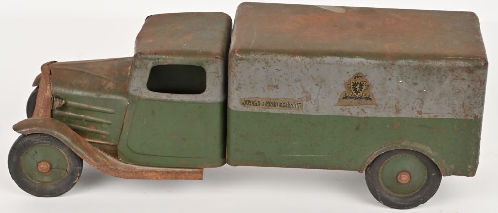 STEELCRAFT JORDON MARSH CO TRUCK: RARE Steelcraft Private Label Truck. All original with Jordon March Company decals. Has some wear throughout. A very hard to find truck in any condition. One wheel is turned inside out. 19" Very Good