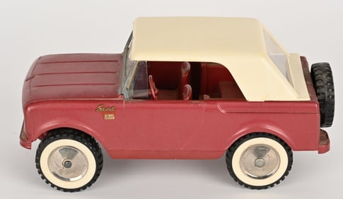 ERTL INTERNATIONAL SCOUT