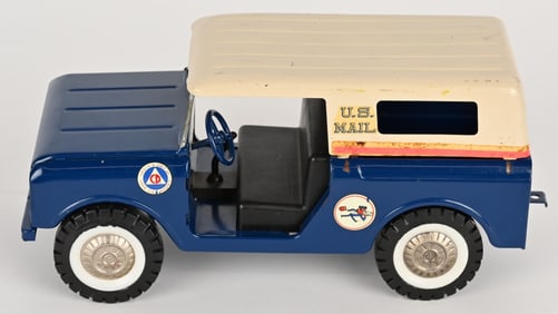 TRU SCLAE INTERNATIONAL SCOUT MAIL TRUCK