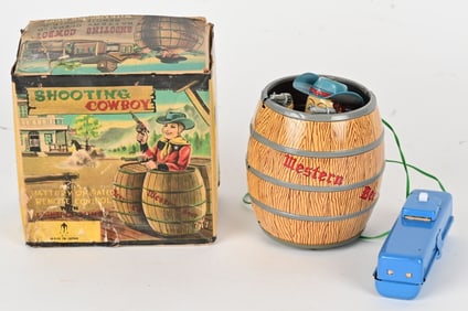 JAPAN BATTERY OP SHOOTING COWBOY w/ BOX