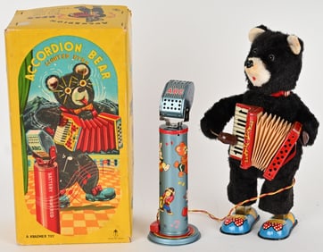 JAPAN BATTERY OP ACCORDIAN BEAR w/ BOX