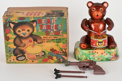 JAPN TIN BATTERY OP BEAR TARGET GAME w/ BOX