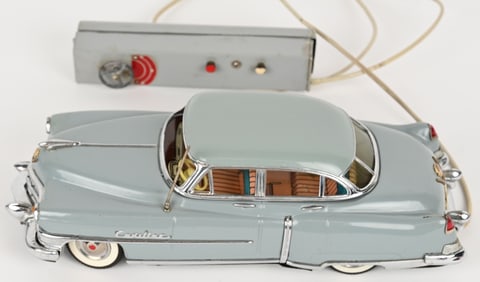 MARUSAN BATTERY OP 1951 CADILLAC SEDAN