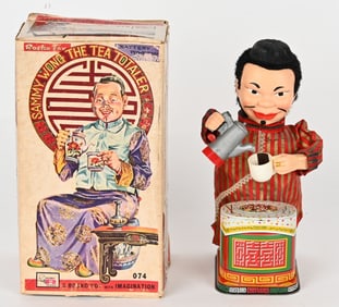 JAPAN BATTERY OP SAMMY WONG TEA TOTALER w/ BOX