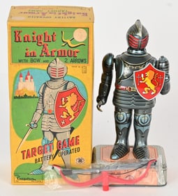 MT BATTERY OP KINIGHT IN ARMOR w/ BOX