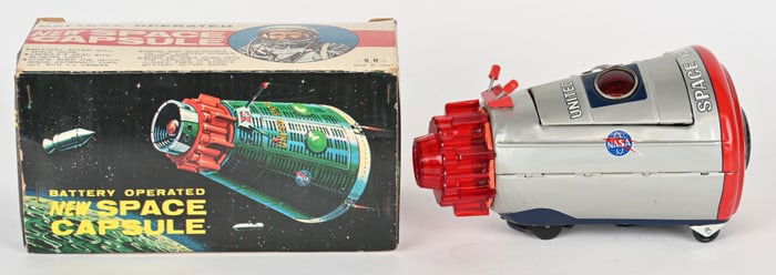 JAPAN BATTERY OP NEW SPACE CAPSULE w/ BOX