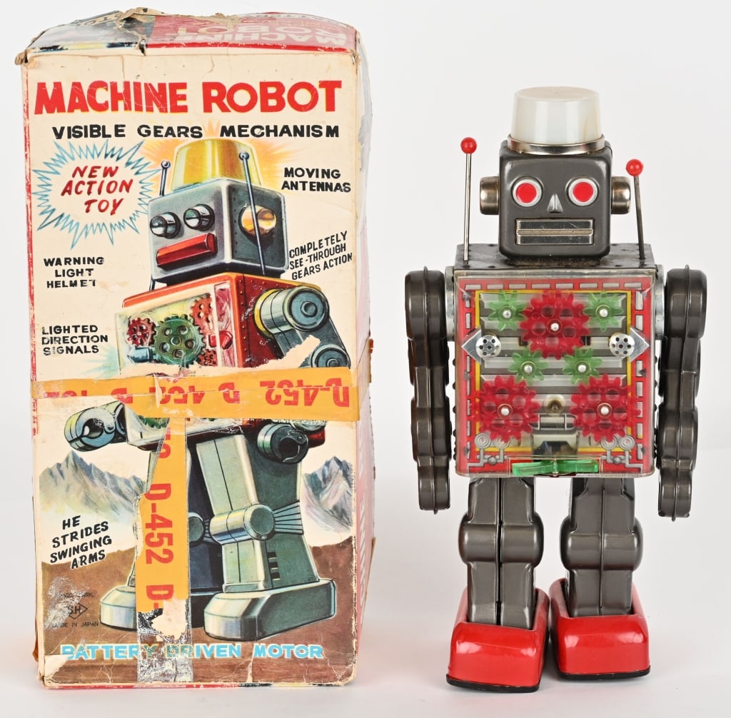 HORIKAWA BATTERY OP MACHINE ROBOT w/ BOX: Japan battery operated Machine Robot. All original and complete. Looks basically never played with condition. Has clean batter box. Worked when tested and all gears on chest spin. Comes with Box that