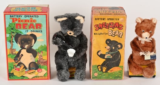 JAPAN BATTERY OP PICNIC & SNEEZING BEARS w/ BOXES