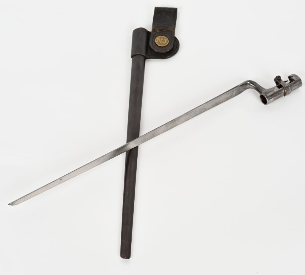 WINCHESTER HOTCHKISS RIFLE BAYONET NJ SCABBARD: U.S. Model 1883 Winchester Hotchkiss Rifle 45-70 Socket Bayonet. Bayonet measures 21.25" overall with a blade length of 18.25, the inside diameter of the socket ar (1861-65) is .68". These were used f