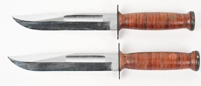 WWII USN MKII KABAR FIGHTING KNIFE LOT W SCABBARDS