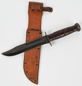 WWII US MARINE KABAR FIGHTING KNIFE W SCABBARD WW2