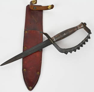 WW2 BRITISH SYKES FAIRBAIRN KNUCKLE FIGHTING KNIFE: World War II era Fairbairn Sykes commando fighting knuckle knife. Blade is blued finish, near 100% with light wear at the tip and age wear. Ribbed handle shows some wear and is solid. Knuckleguard is