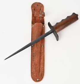 WWII THEATER MADE FIGHTING KNIFE LF&C WW2 NAMED