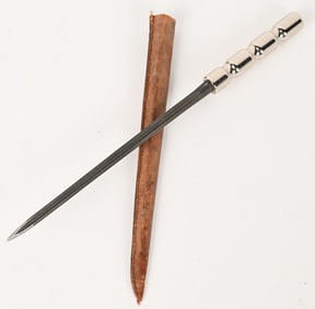 WWII BRITISH SPIKE THRUST DAGGER W/ SCABBARD WW2