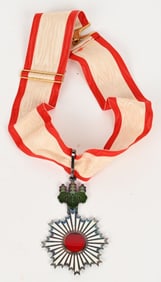 WWII JAPANESE ORDER OF THE RISING SUN III CLASS