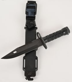 U.S. MODEL M9 BAYONET & SCABBARD LANCAY
