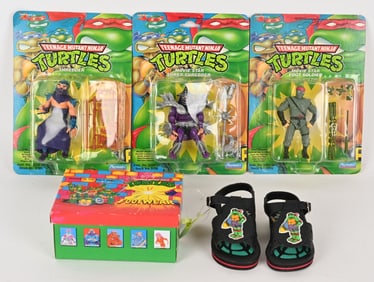 3- TEENAGE MUTANT NINJA TURTLE ACTION FIGURES MOC