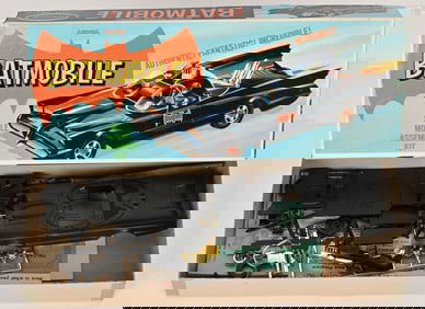 1966 AURORA BATMOBILE MODEL KIT