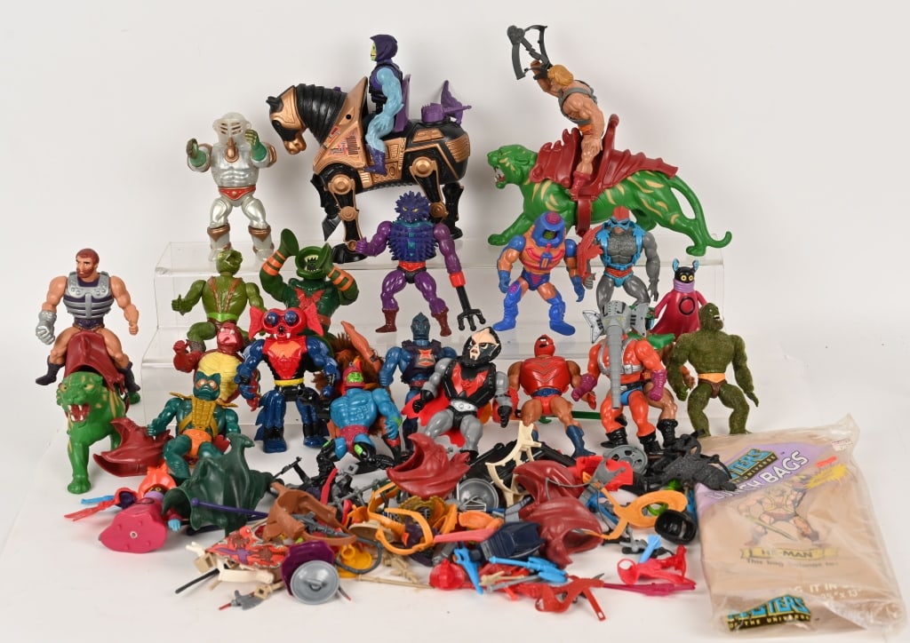 HE-MAN ACTION FIGURES & ACCESSORIES (1 of 9)