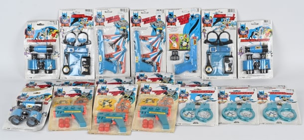 28- 1982 BATMAN TOYS MOC