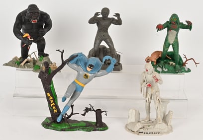 VINTAGE AURORA BUILT MODEL KITS