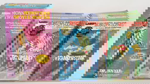 3- AURORA MONSTER SCENES